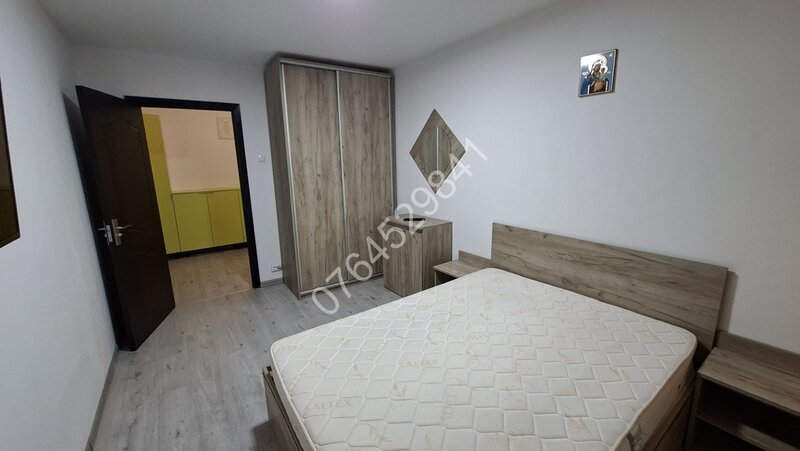 Titan, Str. Jean Steriadi, la 5 minute metrou 1 Decembrie 1918, renovat.